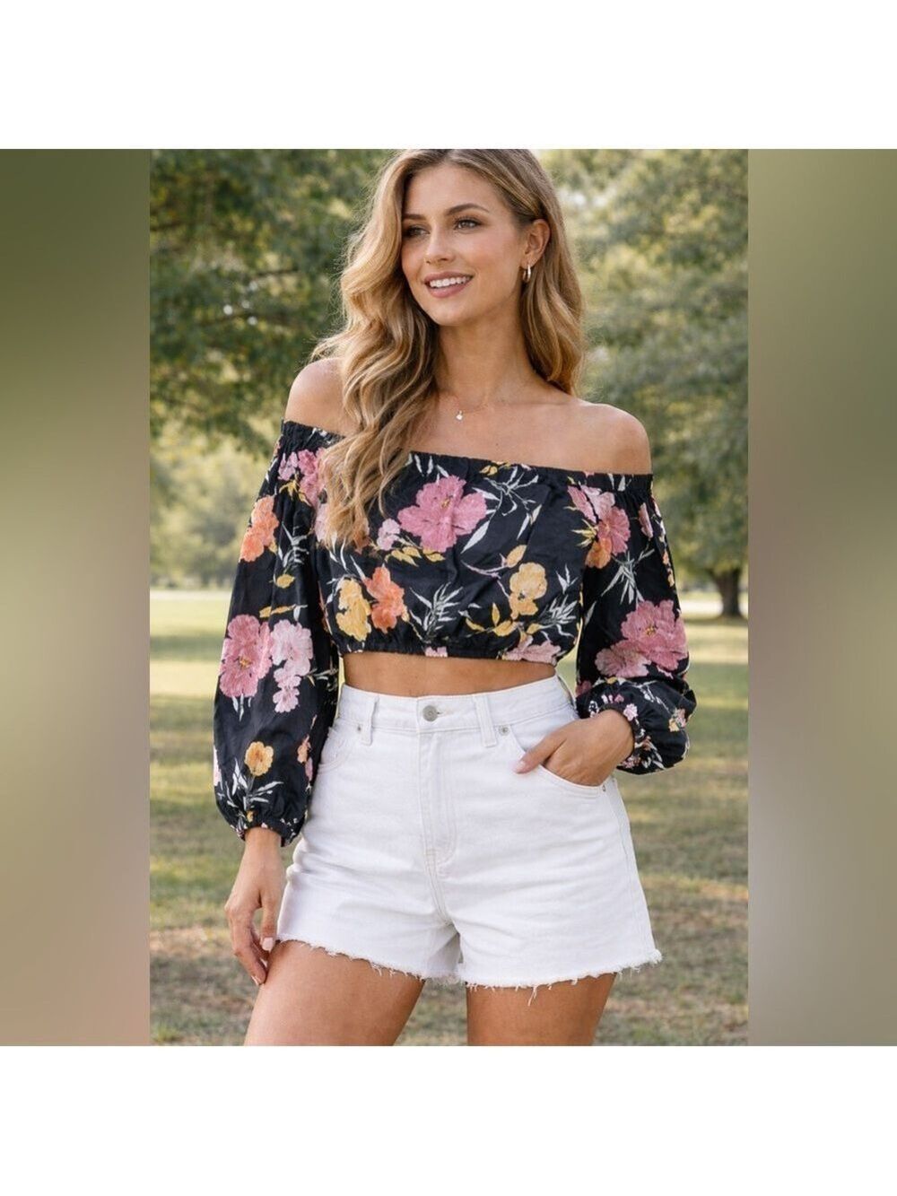 Guess Black Floral Crop Top Size Large